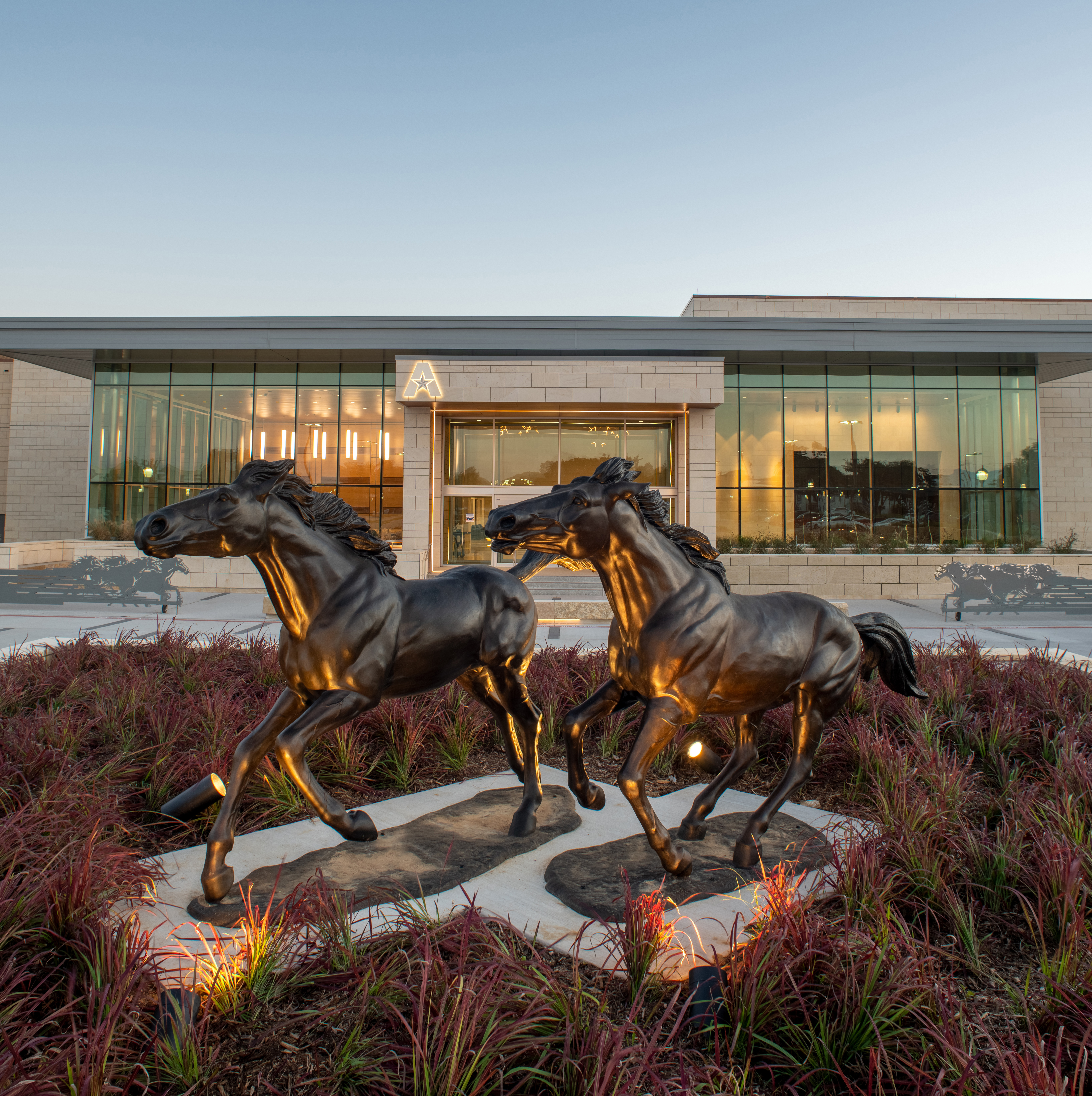 Photo of University of Texas Arlington Campus - Maverick statues